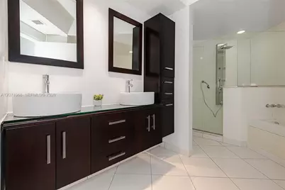 55 SE 6th St #1507, Miami, FL 33131 - Photo 12