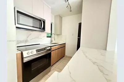 1530 SW 2nd St #304, Miami, FL 33135 - Photo 4