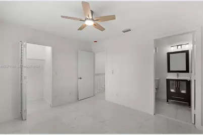 12133 SW 3rd St #12133, Pembroke Pines, FL 33025 - Photo 28