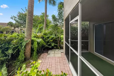 12133 SW 3rd St #12133, Pembroke Pines, FL 33025 - Photo 34