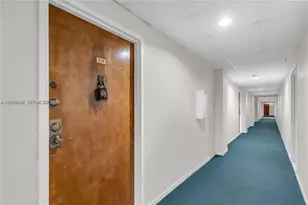 5055 NW 7th St, Miami, FL 33126 - Photo 14