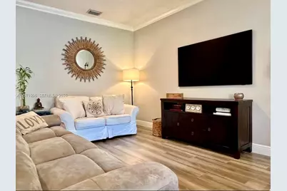 12354 SW 124th Path, Miami, FL 33186 - Photo 8
