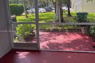 7872 Sanibel Dr, Tamarac, FL 33321 - Photo 2