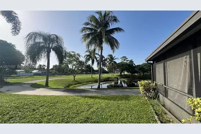 5437 Mendoza St, West Palm Beach, FL 33415 - Photo 48