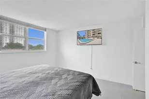 1401 S Ocean Dr, Hollywood, FL 33019 - Photo 22