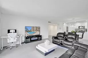 1401 S Ocean Dr, Hollywood, FL 33019 - Photo 14