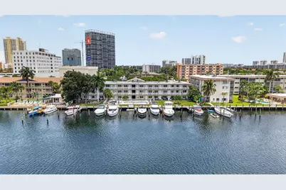 2100 Diana Dr #310, Hallandale Beach, FL 33009 - Photo 24