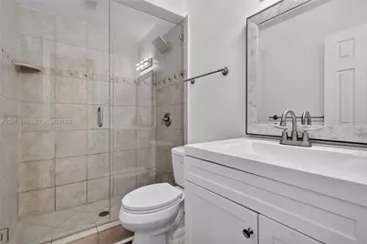2100 Diana Dr #310, Hallandale Beach, FL 33009 - Photo 16