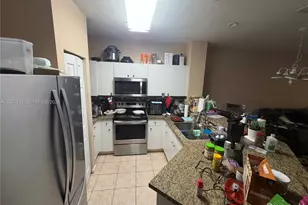 550 St Tropez Ln, Margate, FL 33068 - Photo 6