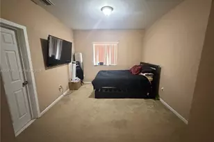 550 St Tropez Ln, Margate, FL 33068 - Photo 14