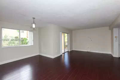 771 N Pine Island Rd #214, Plantation, FL 33324 - Photo 4