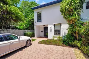 2869 W Trade Ave, Miami, FL 33133 - Photo 2