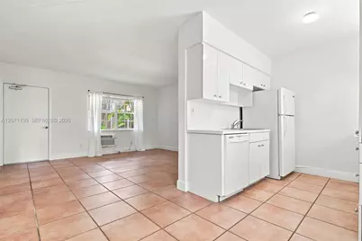 6511 Santona St #C6, Coral Gables, FL 33146 - Photo 10
