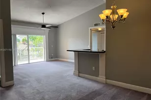 6928 SW 39th St, Davie, FL 33314 - Photo 8