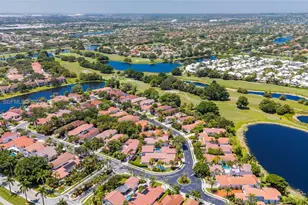1051 W Bel Aire Dr W, Pembroke Pines, FL 33027 - Photo 32
