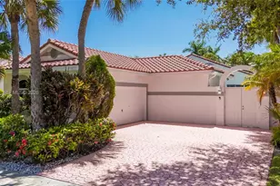 1051 W Bel Aire Dr W, Pembroke Pines, FL 33027 - Photo 40