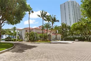 3245 NE 184th St, Aventura, FL 33160 - Photo 2
