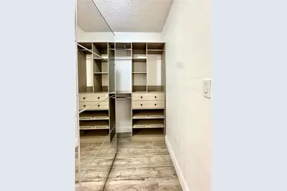 671 NE 195th St #205E, Miami, FL 33179 - Photo 28