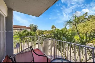 7403 SW 82nd St, Miami, FL 33143 - Photo 12