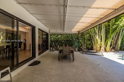 1109 NE 89th St, Miami, FL 33138 - Photo 10