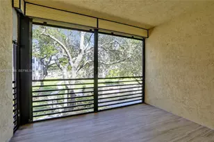 6090 N Sabal Palm Blvd, Tamarac, FL 33319 - Photo 16