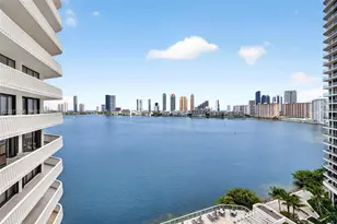 3000 Island Blvd, Aventura, FL 33160 - Photo 2