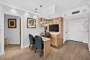 3000 Island Blvd, Aventura, FL 33160 - Photo 16