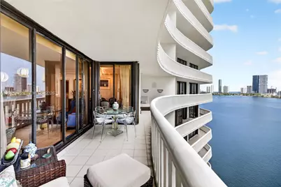 3000 Island Blvd #1201, Aventura, FL 33160 - Photo 22
