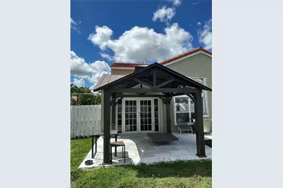 13274 NW 15th Ct, Pembroke Pines, FL 33028 - Photo 32