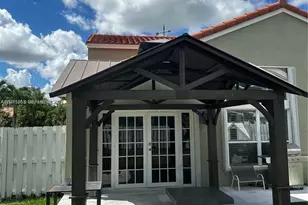 13274 NW 15th Ct, Pembroke Pines, FL 33028 - Photo 32