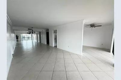 1350 SW 122nd Ave #404, Miami, FL 33184 - Photo 2