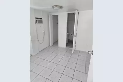 18360 NE 22nd Ave, North Miami Beach, FL 33160 - Photo 18