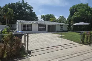 18360 NE 22nd Ave, North Miami Beach, FL 33160 - Photo 1