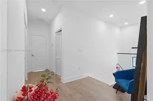 9400 W 35th Ln, Hialeah, FL 33018 - Photo 36
