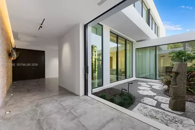 121 Nurmi Dr, Fort Lauderdale, FL 33301 - Photo 10