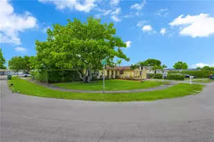 12900 SW 81st St, Miami, FL 33183 - Photo 4