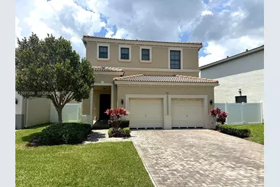 885 NE 191st St, Miami, FL 33179 - Photo 2