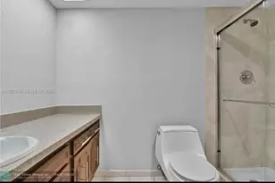 3090 N Course Dr, Pompano Beach, FL 33069 - Photo 14