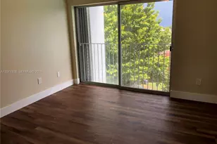 7801 NE 4th Ct, Miami, FL 33138 - Photo 18