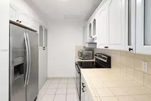 6605 W 26th Dr, Hialeah, FL 33016 - Photo 4