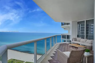 4775 Collins Ave #2908, Miami Beach, FL 33140 - Photo 2