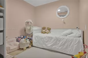 4775 Collins Ave, Miami Beach, FL 33140 - Photo 22