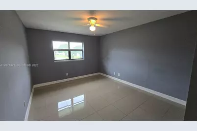 8787 NW 39th St, Sunrise, FL 33351 - Photo 14