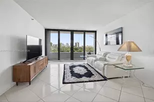 20355 NE 34th Ct, Aventura, FL 33180 - Photo 4