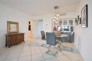 20355 NE 34th Ct, Aventura, FL 33180 - Photo 6