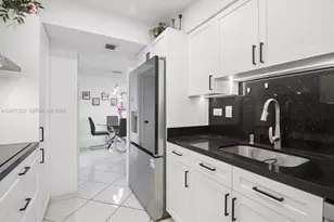 20355 NE 34th Ct, Aventura, FL 33180 - Photo 2