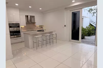 10330 NW 66 St #10330, Doral, FL 33178 - Photo 8