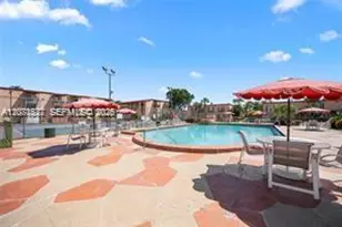 7105 Miami Lakes Dr, Miami Lakes, FL 33014 - Photo 6