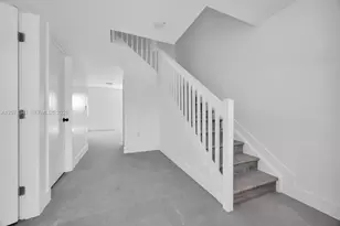 2770 NW 44th St, Miami, FL 33142 - Photo 4