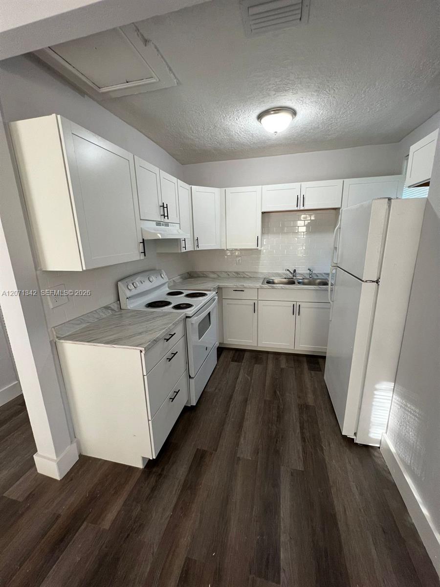 5703 Ave B #1 - 5703 Ave B #1, Jacksonville, FL 32209 Luxury Property | Jose Angel Pina